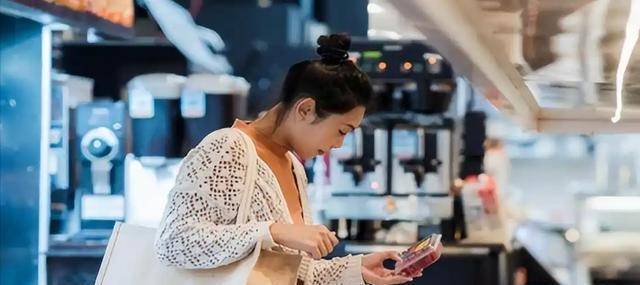 临消费冷淡难改5大赛道悄悄赚翻天AG真人试玩平台中国低欲望时代降(图2)