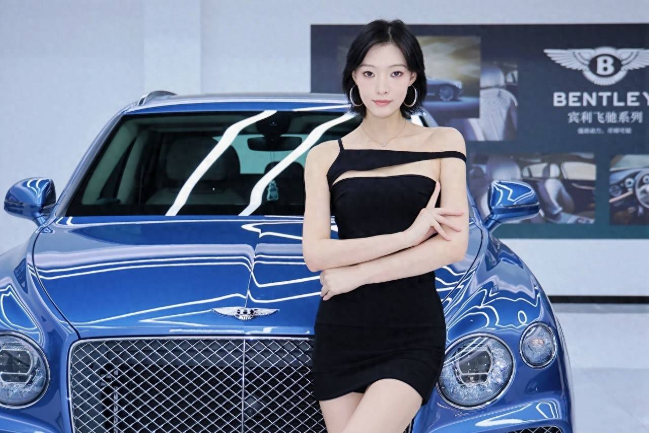 长沙万家丽名车展超吸睛AG真人中国天团打卡｜