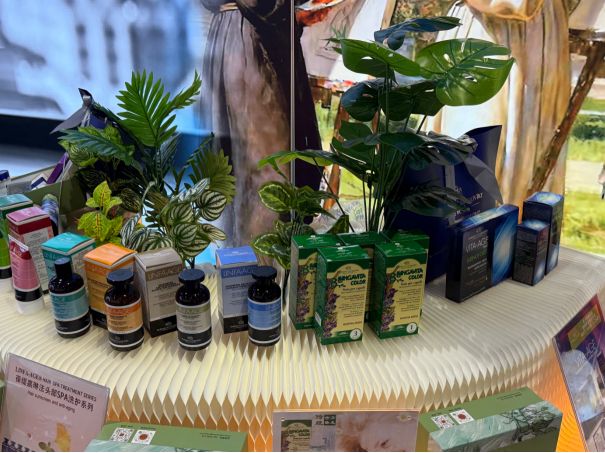 bud亮相进博会演绎意式美学AG真人appnature(图3) bud亮相进博会演绎意式美学AG真人appnature(图3)